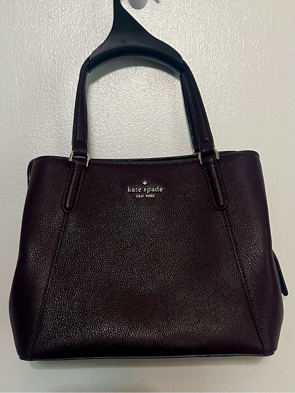 Kate Spade Jackson Pebble Leather Medium Triple Compartment Handbag in Deep Plum